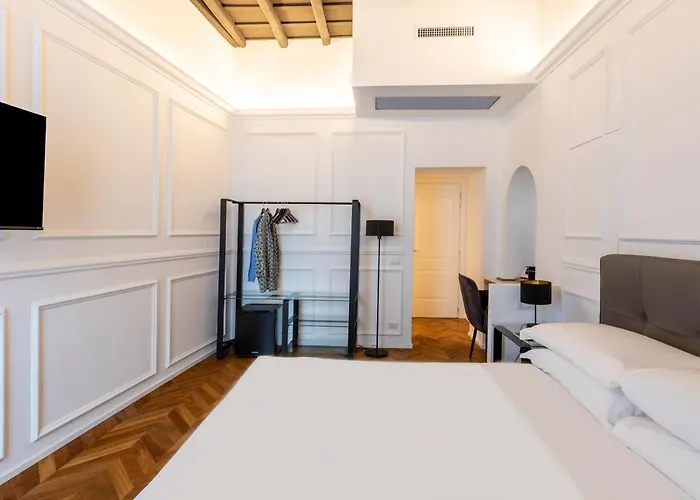 Largo Arenula Suites Roma